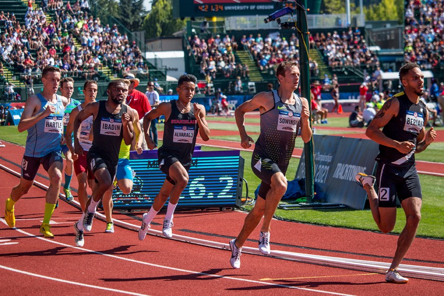 Runners compete in the second heat of the prelims for the men’s 800 meter run. Berian and Sowinksi qualified for the finals on Thursday with 1:46.03 and 1:46.17. Day One of the U.S. Olympic Trials Track and Field began on Friday at Hayward Field in Eugene, Ore. and will continue through July 10. Photo by Katie Pietzold